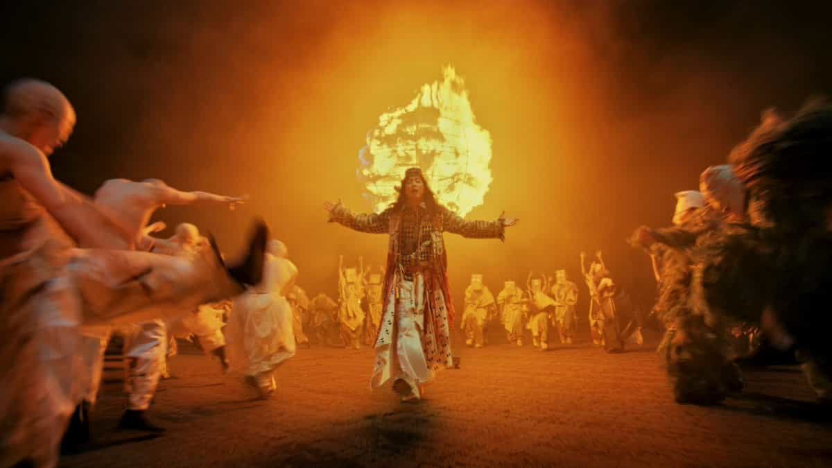 Кидани Тацуя выпустил клип на опенинг «Hidane» для аниме «Три королевства Японии» 1